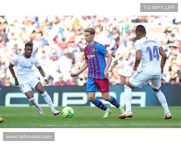 队报:巴萨、多特和阿贾克斯关注尼斯17岁后卫敦布亚 队报:巴萨、多特和阿贾克斯关注尼斯17岁后卫敦布亚